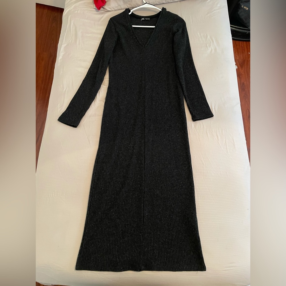 Zara Dark grey midi dress